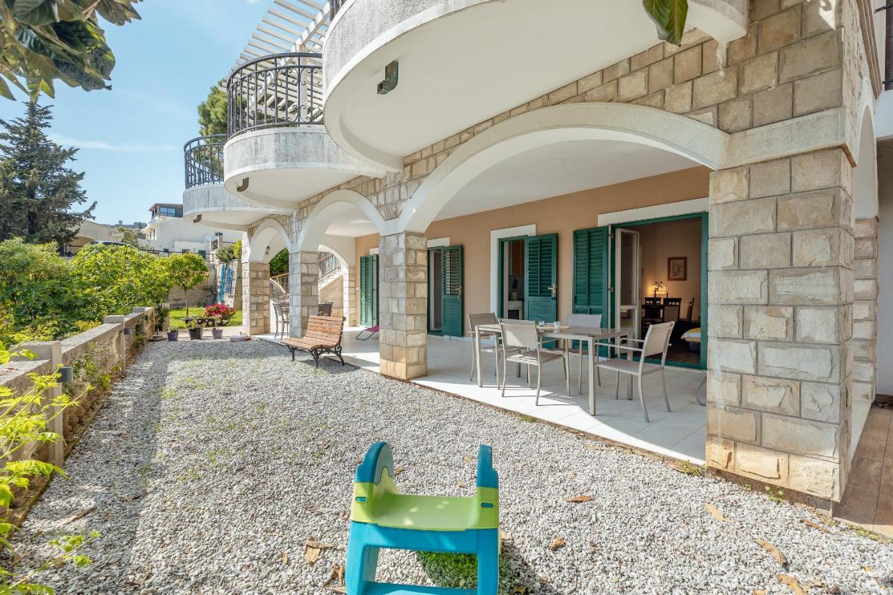 Divna Apartment *