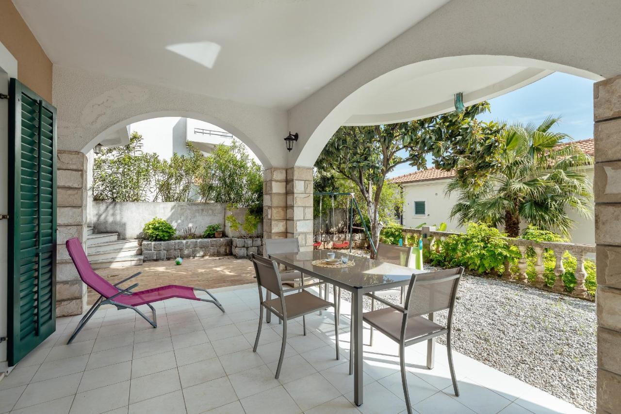 Divna Apartment *